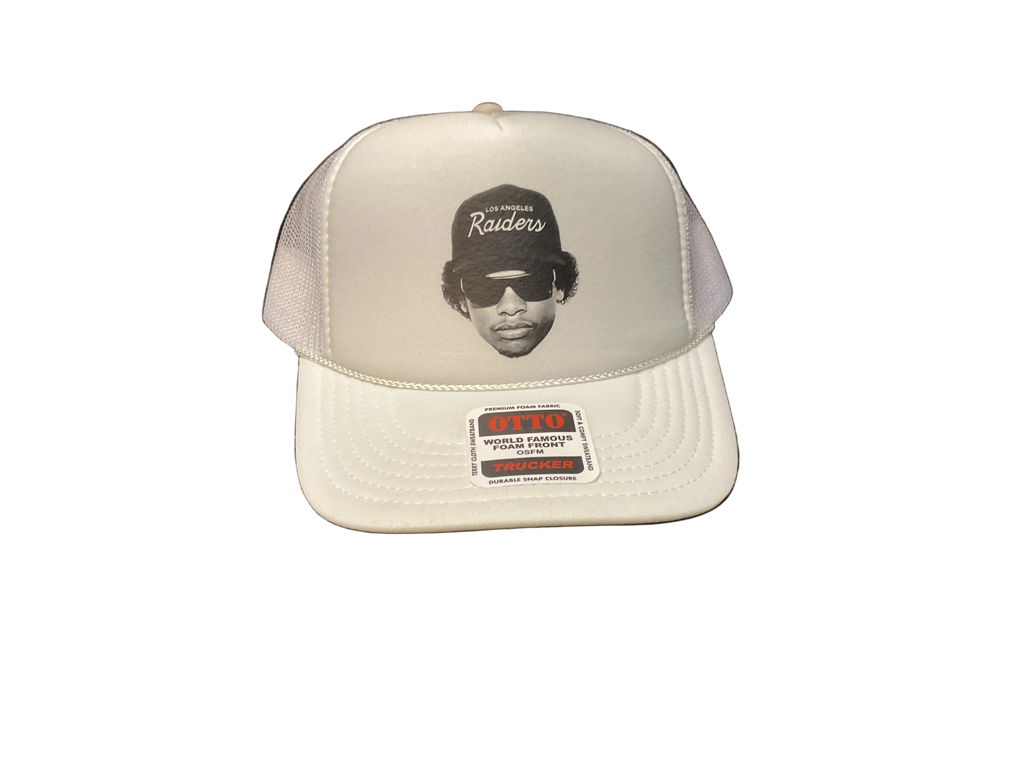 Compton Trucker - White