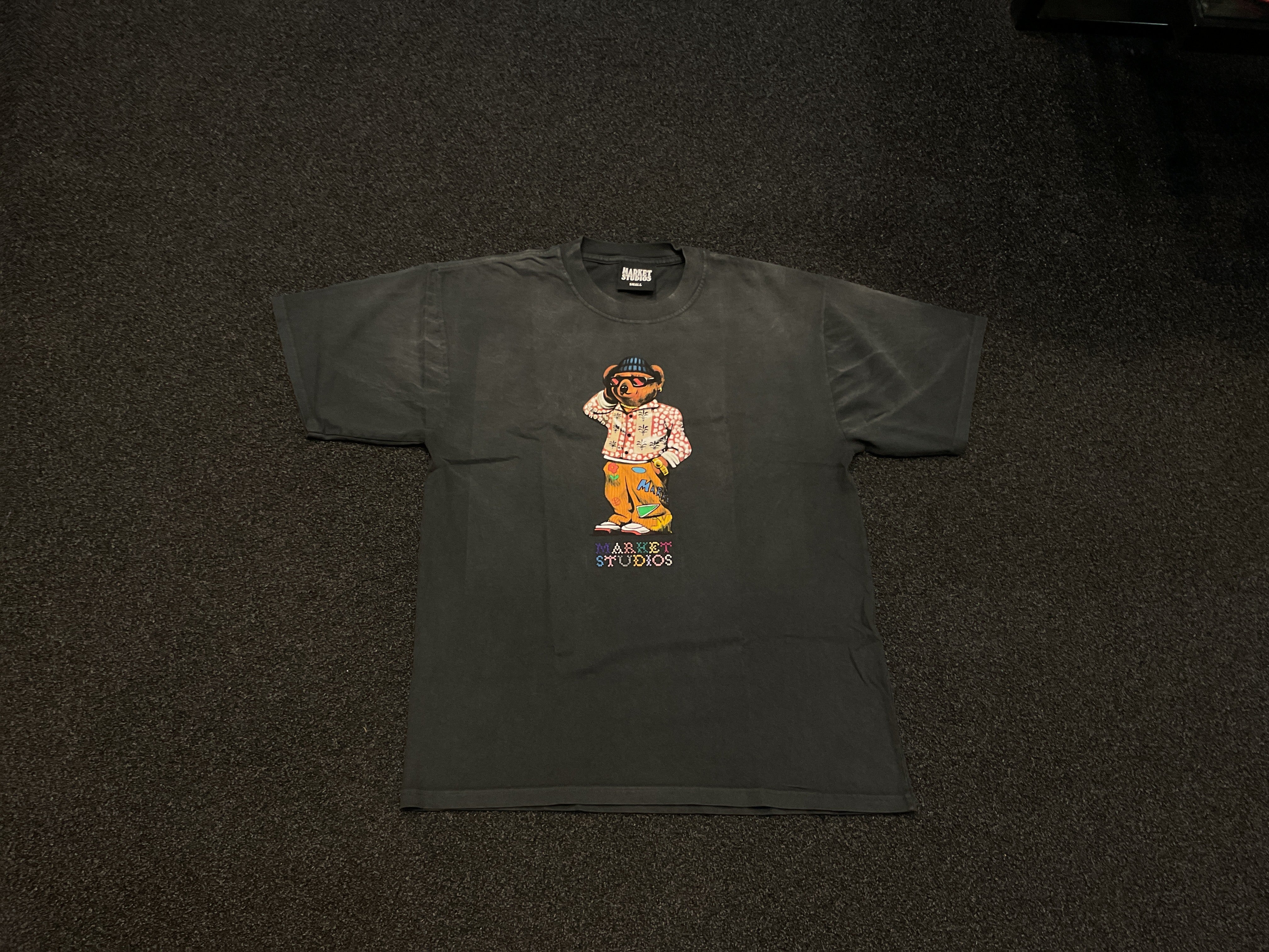 Market Folk Fitted Bear Tee - Black